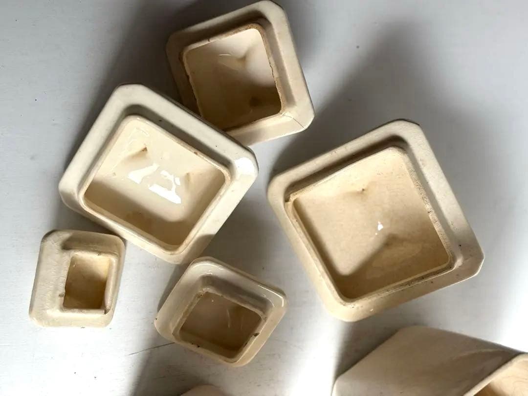 493 フランスアンティーク Badonviller 薔薇柄キャニスターセット