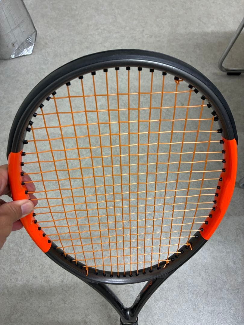 テニスラケット　硬式　ウィルソン　バーン95 wilson burn95
