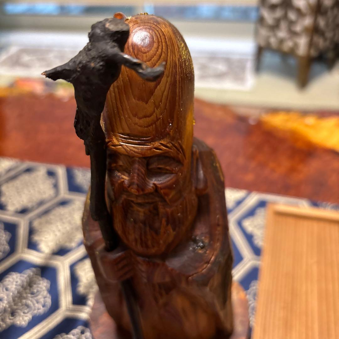 木製老人彫刻 杖付き 伝統的