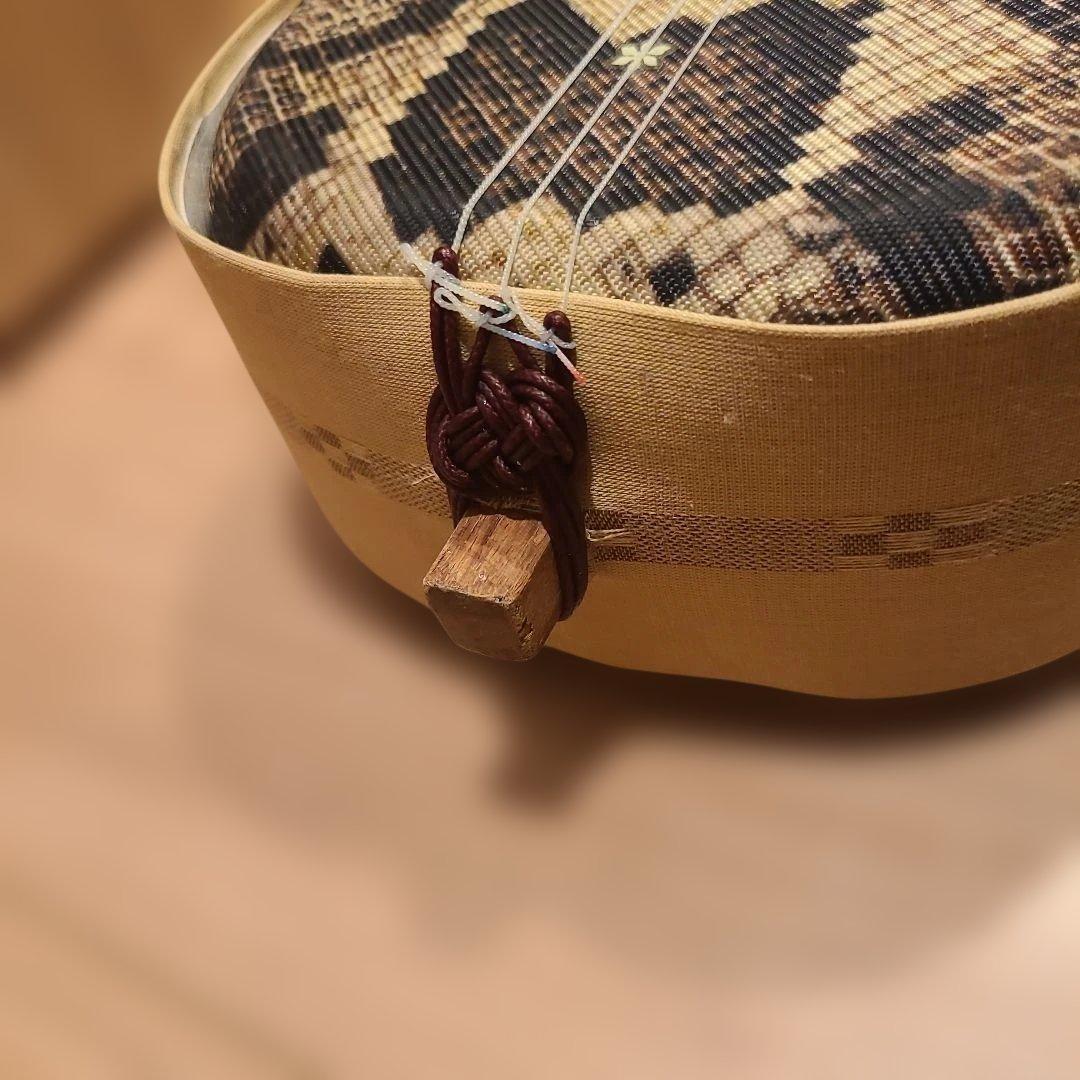 ✨希少✨沖縄三線 蛇柄 ヘビ柄 人工皮 工工四シール 頭カバー 爪付き 三味線