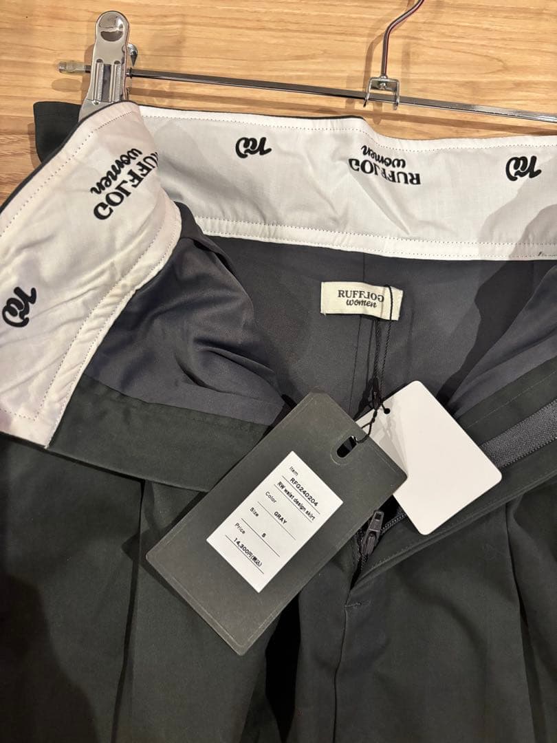 ラフロッグ　ウエストデザインスカート　グレー