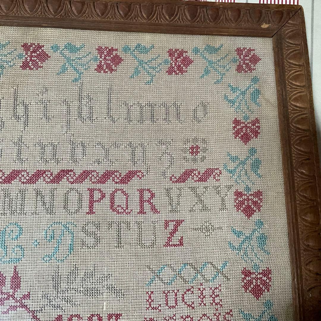 刺繍 フランス アンティーク サンプラー フレーム 1863年 ガラス入り 額装