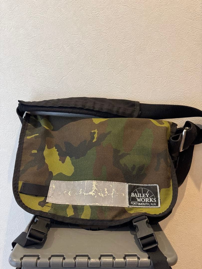 BAILEY WORKS ベイリーワークス　迷彩 メッセンジャーバッグ