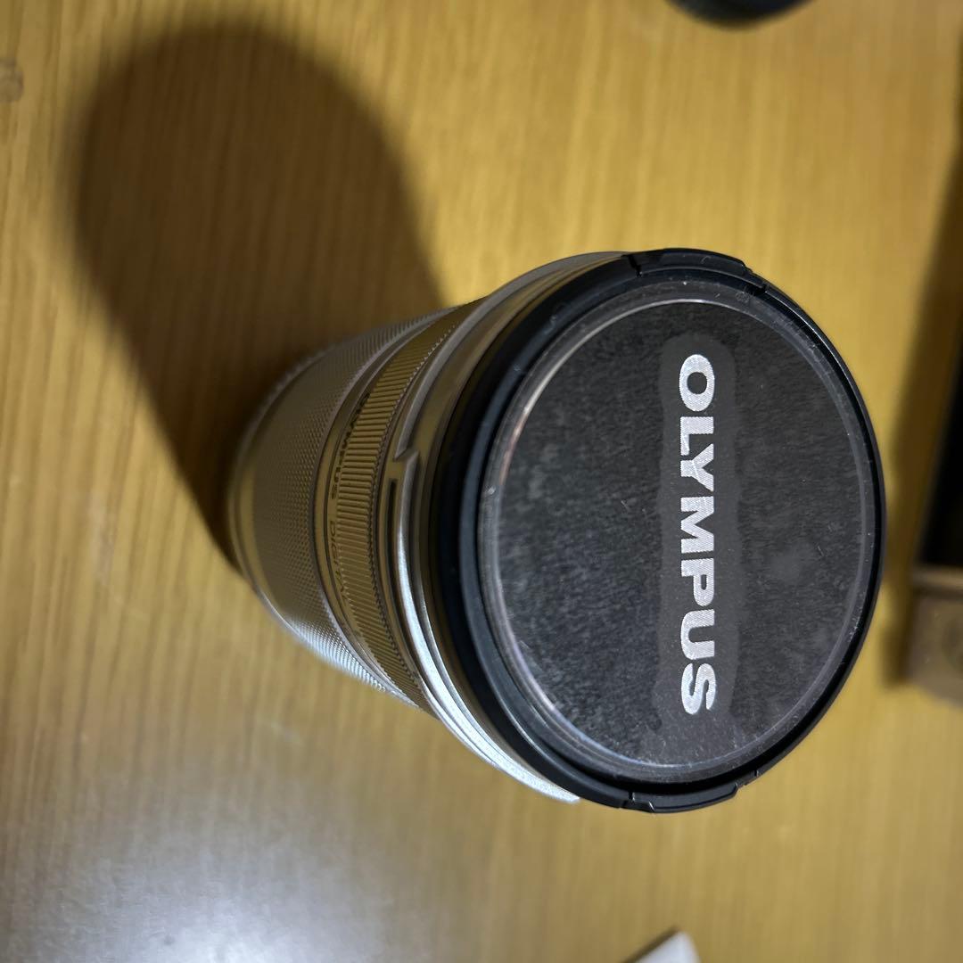 OLYMPUS PEN PL8ミラーレスカメラ M.Zuikoレンズ付き