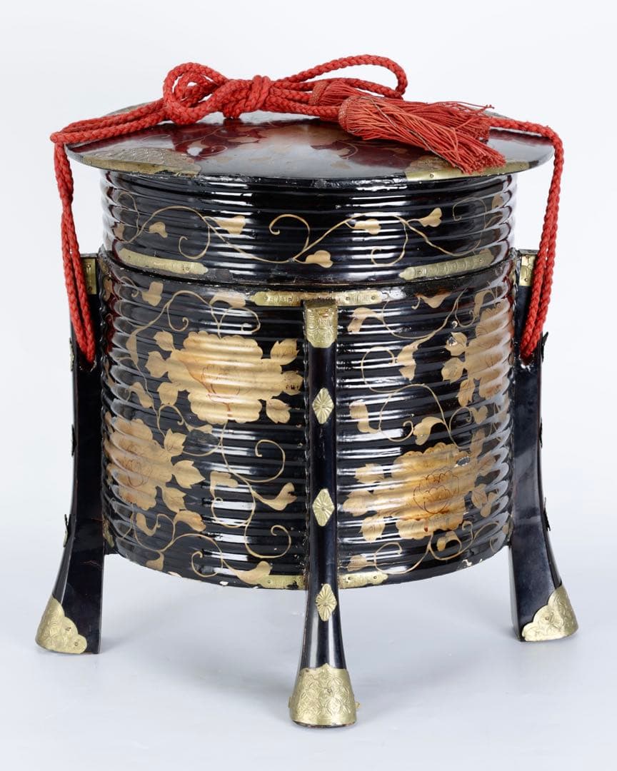 江戸後期〜明治期 黒漆塗 金蒔絵牡丹唐草文 行器 ほかい 婚礼道具 骨董 古美術