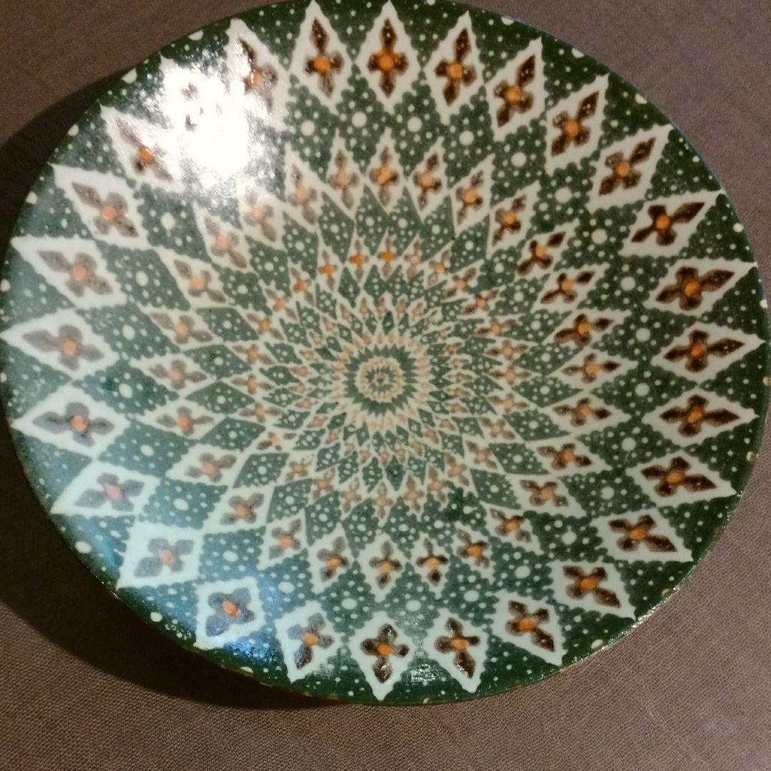 山野辺彩　皿②　径約20㎝　高さ約4.3㎝