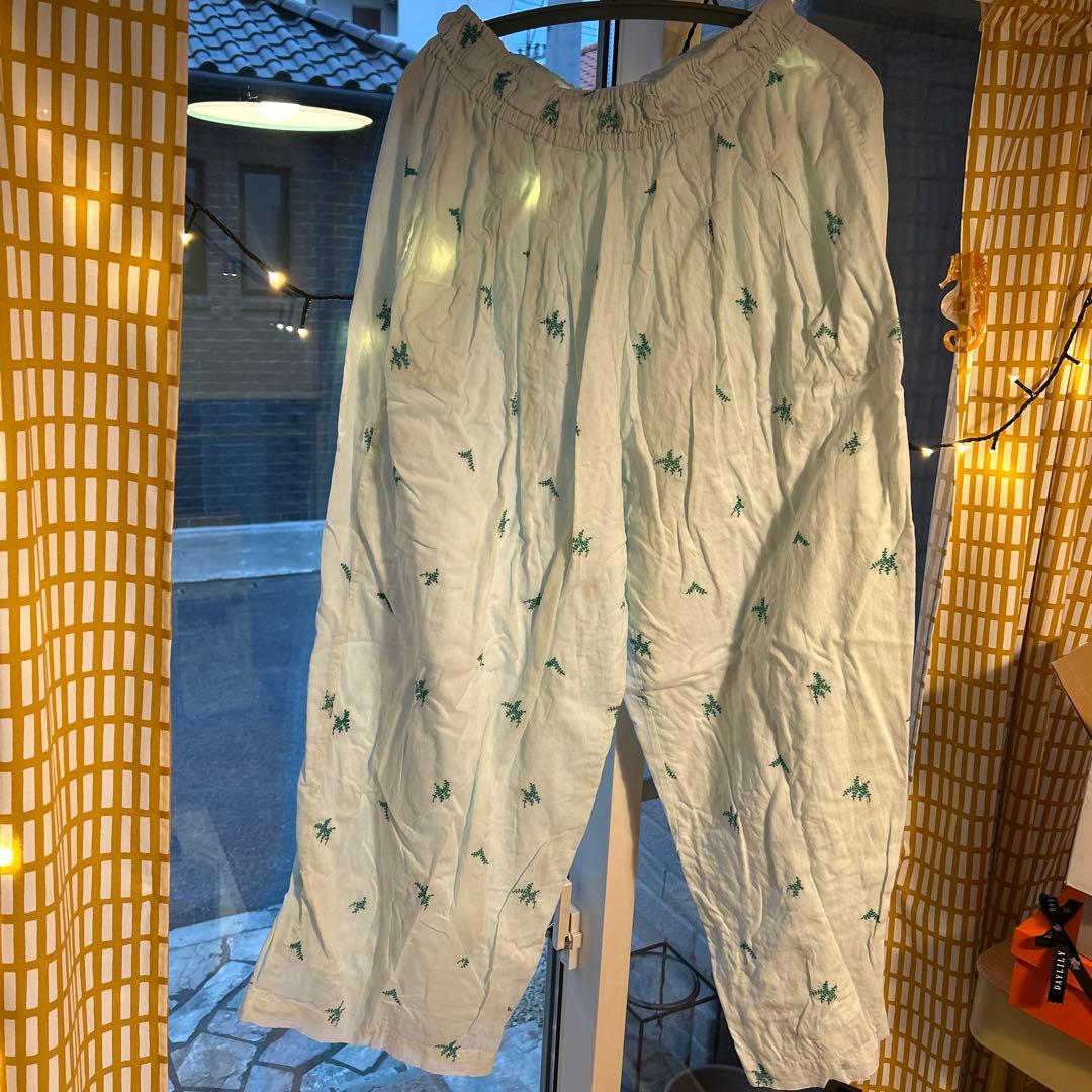 pasand by ne quittez pas パンツ　M