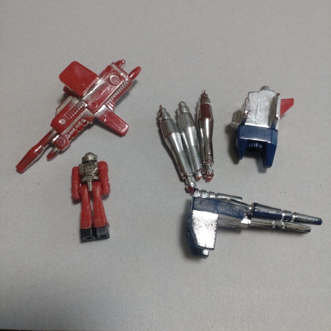 ダイアクロン　カーロボット　No.9 ホンダ・シティターボ　赤