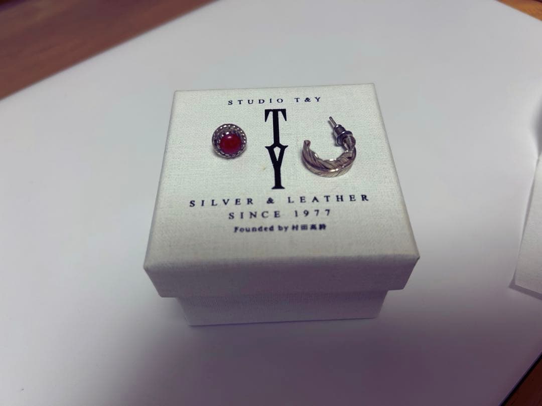 STUDIO T&Y ピアス