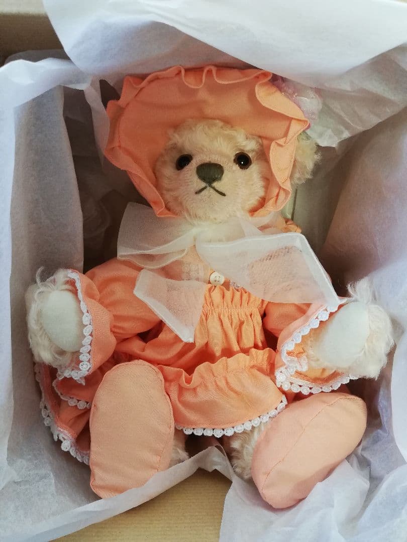 シュタイフ　マドモアゼル　アキコ　テディベア