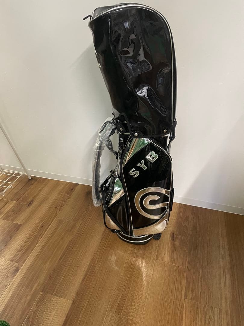 SYB スタンド付きゴルフバッグ ブラック/シルバー