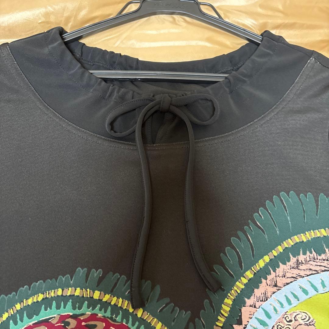 【未使用に近い】✨トクコプルミエヴォル✨黒地に前中央メルヘン柄長袖チュニック！