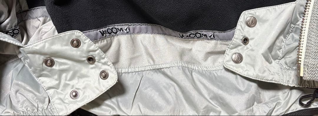 VOLCOM AWAKEN スノーボードジャケット メンズXL 10k防水グレー