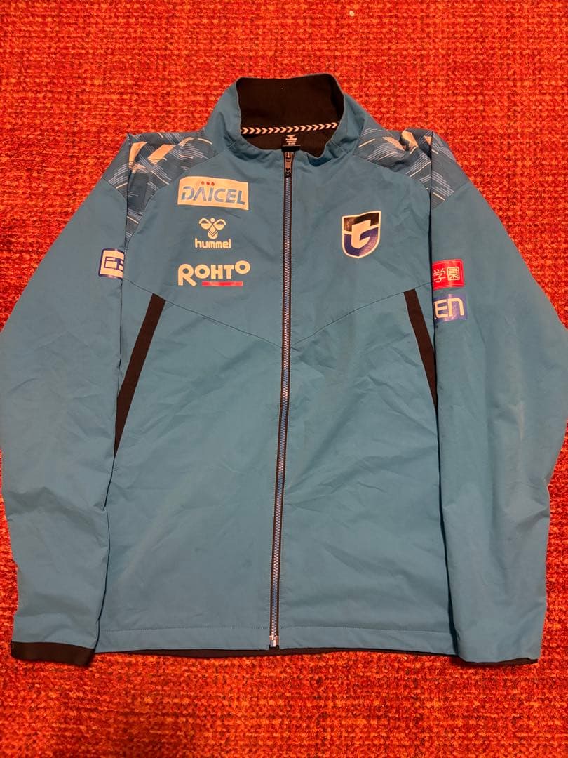 ガンバ大阪　 青 ジップアップ ウィンドブレーカー