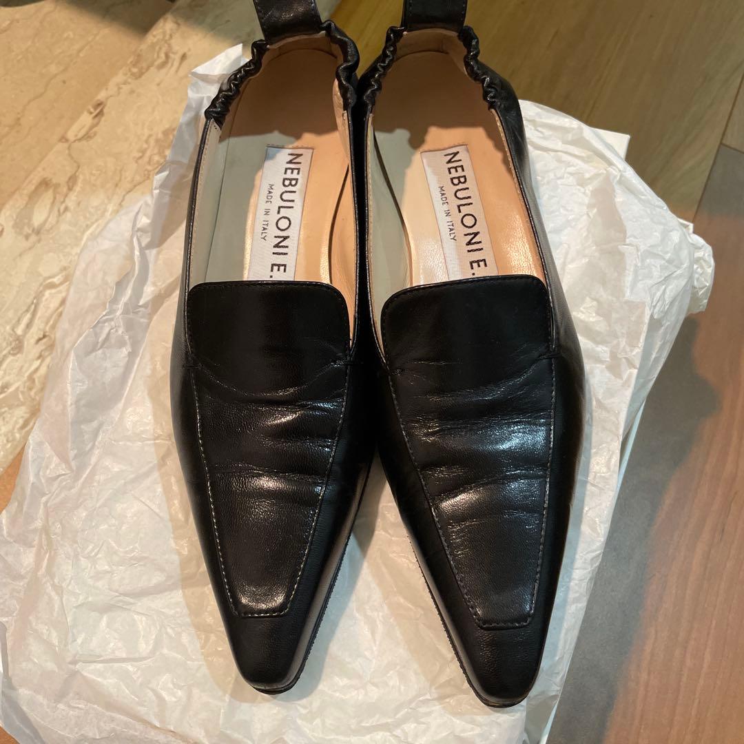 cocoNEBULONI E ブラック ポインテッドトゥ フラットシューズ