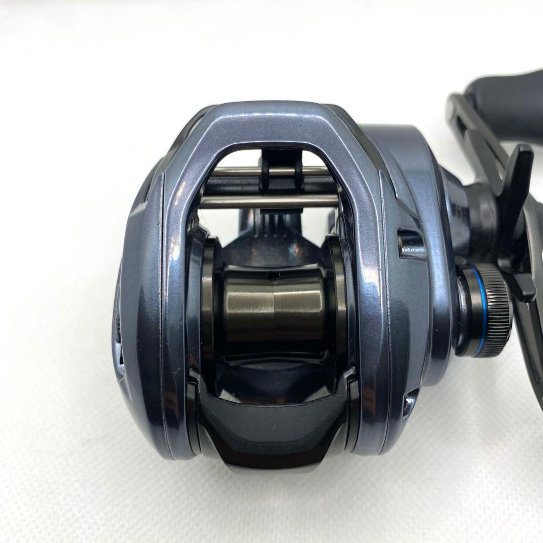 SHIMANO シマノ 24SLX 70HG 右ハンドル