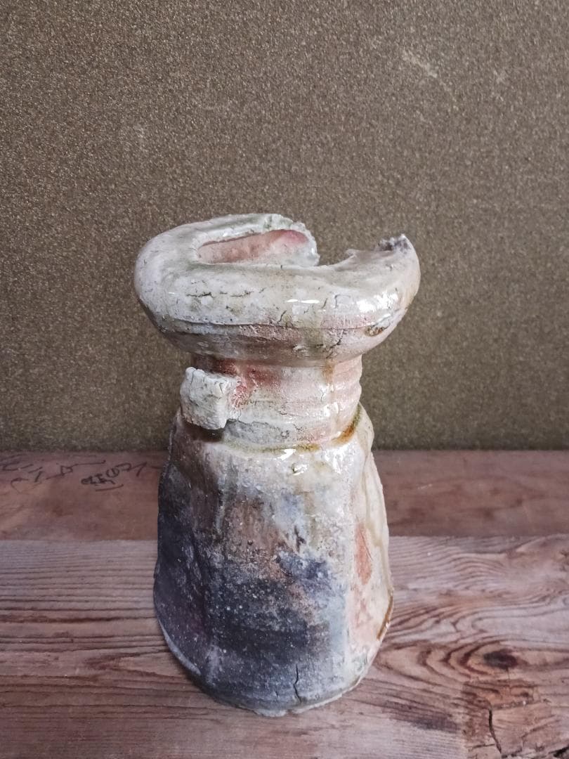 杉本貞光　伊賀　からたち形花入　共箱・共布・栞付き