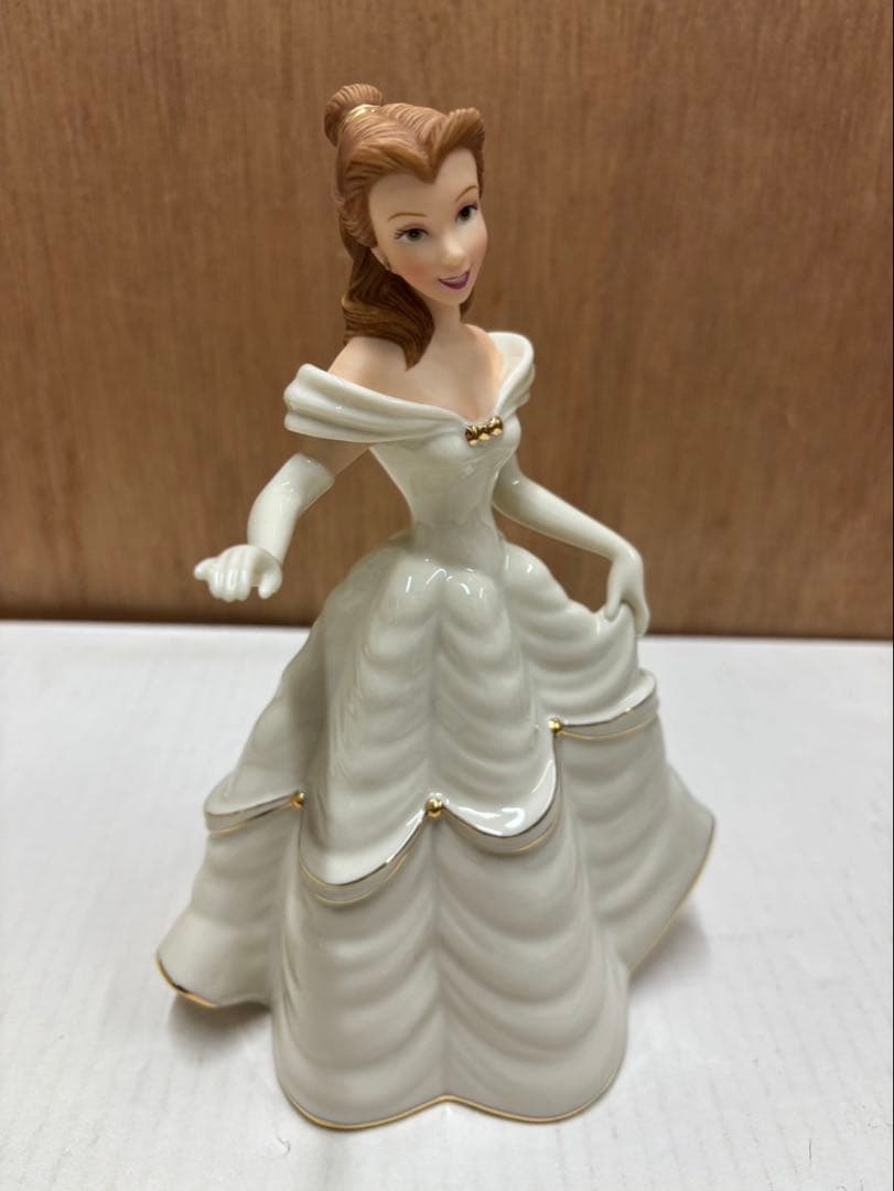 ディズニー レノックス 美女と野獣 ( ベル )