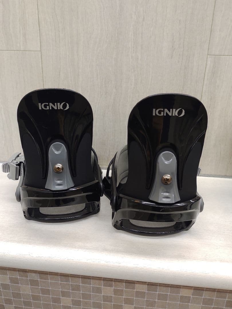 IGNIO イグニオ ロッカー130スノーボードセットHEADヘルメット子供用