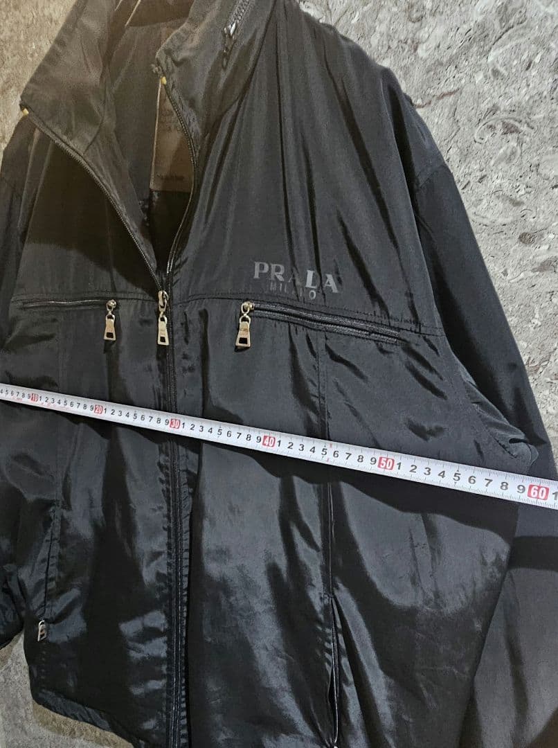 【 PRADA 】 プラダ バックプリント ロゴ ナイロンジャケット パーカー付