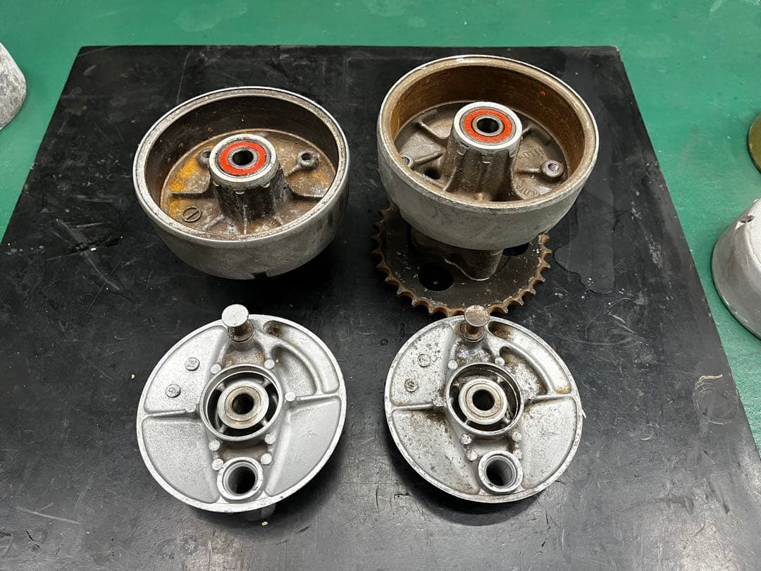 ホンダ純正　6Vモンキー　前後ハブセット ブレーキパネル付き