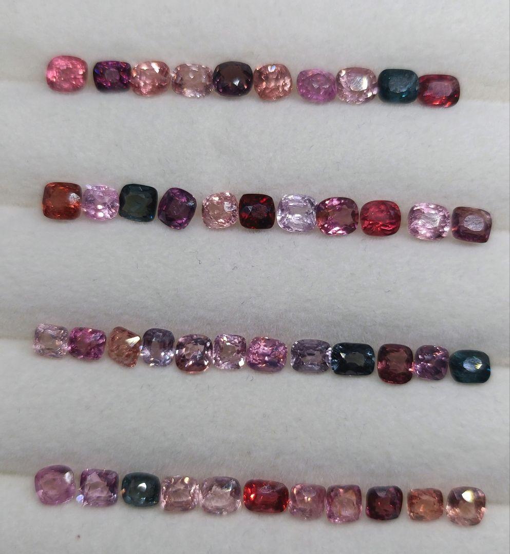 多彩なスピネル