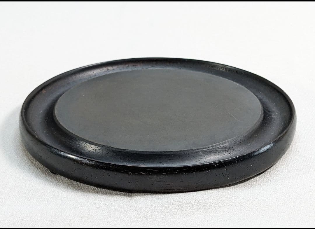 未使用　漆硯（しっけん）　蓋は古紫檀に拭き漆技法　盛絵漆　伝統美術工芸　題：春宴