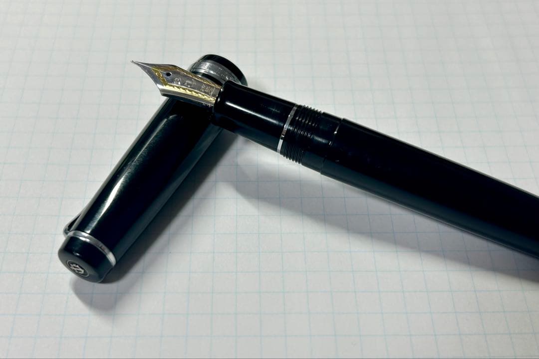 プロフェッショナルギア銀　万年筆　 細字(F)【セーラー万年筆】