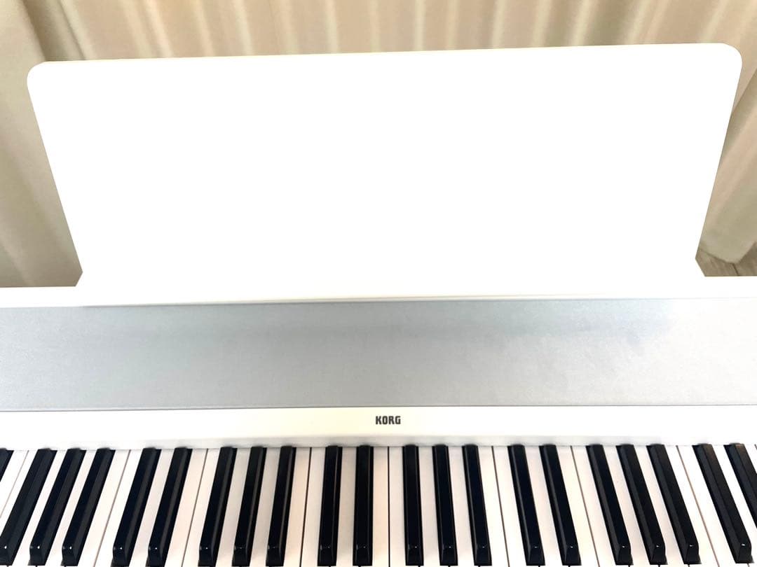 KORG 電子ピアノ B2 【23製 】88鍵盤 /譜面立て&ペダル付属