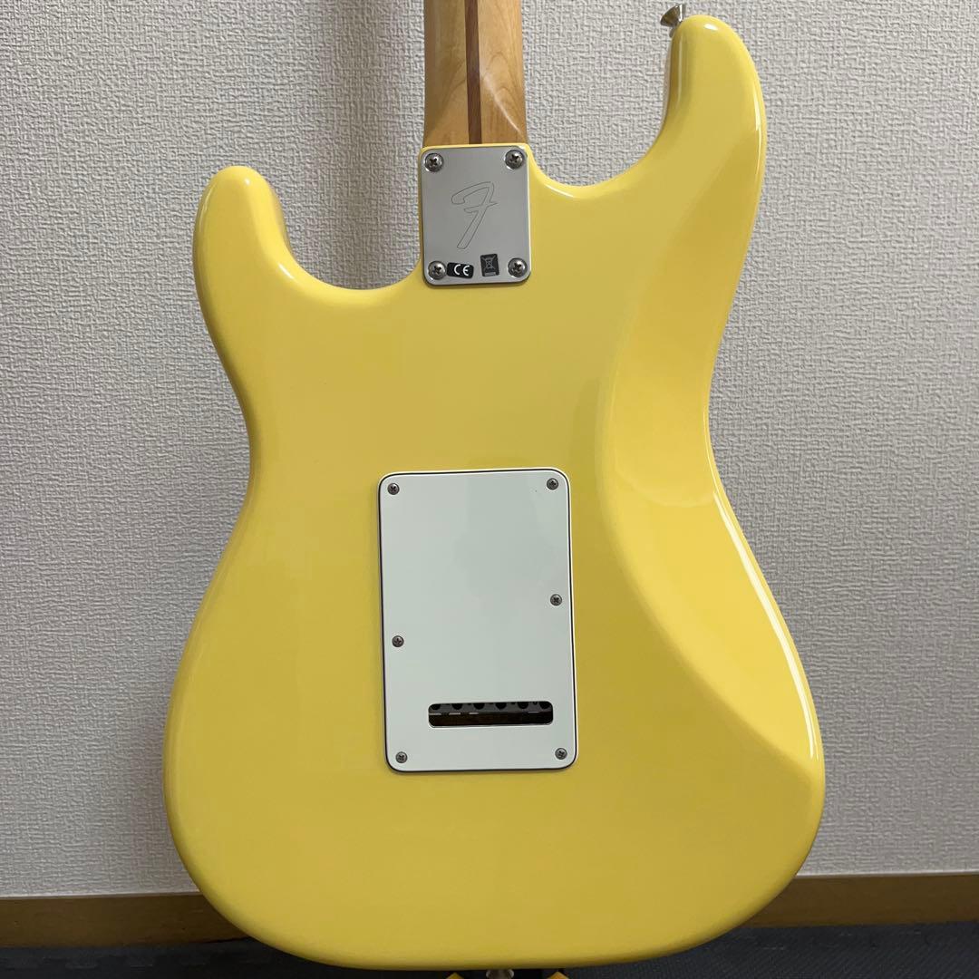 Fender ストラト PLAYER STRAT MN BCR