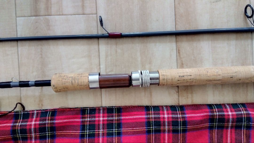 ザウルス　BORONトラウトスピン （TS82MHS）