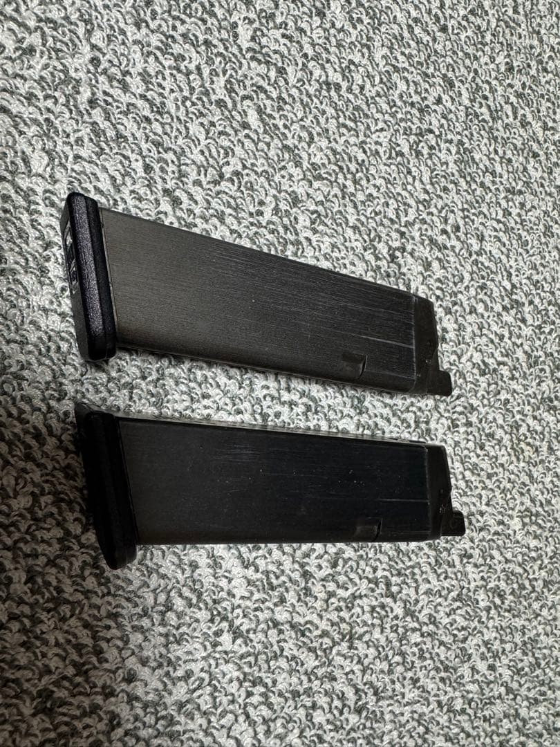 キ*ム様 KSC GLOCK17 ガスブローバック　カスタムスライド付き　予備マ