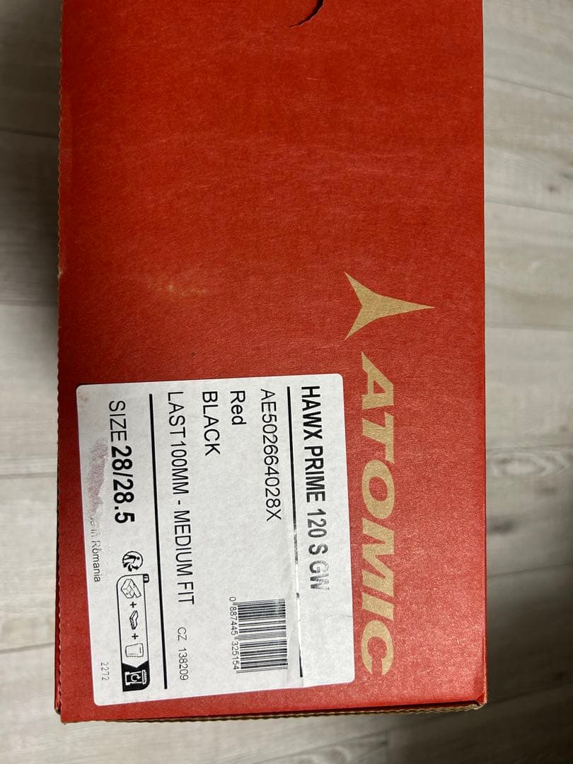 定価50％OFF ATOMIC スキーブーツ 23-24モデル 28-28.5