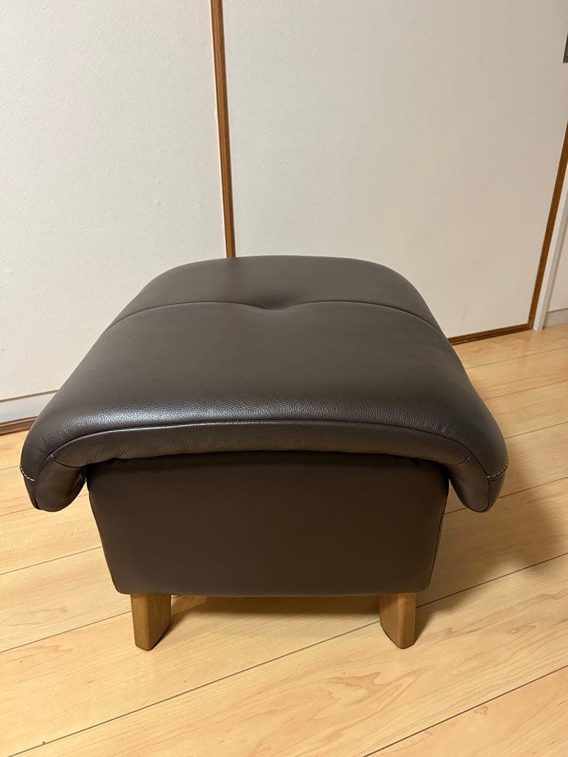 カリモク　オットマン 本革♪美品！