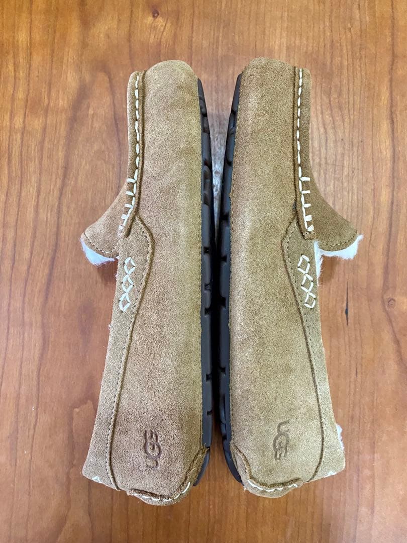 新品未使用UGG アンスレー チェスナット　モカシン スエード 25センチUS8