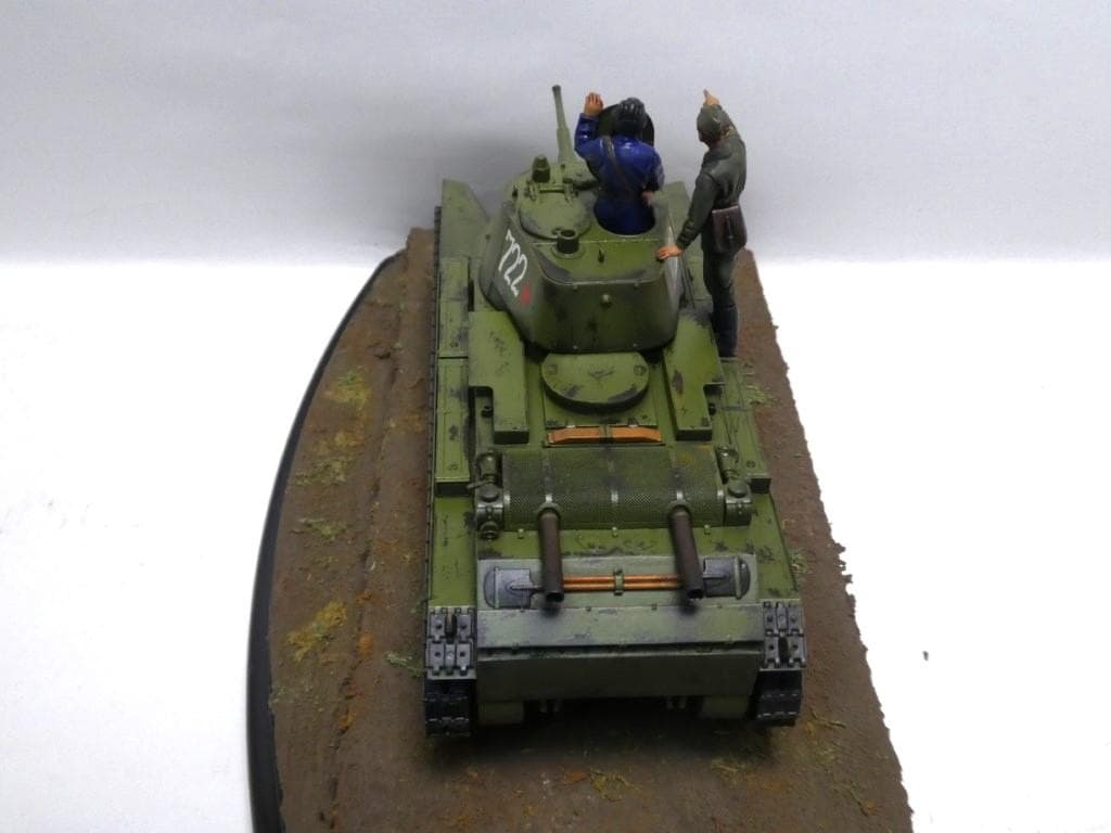 タミヤ 1/35 ソビエト戦車 BT-7 1937年型 完成品