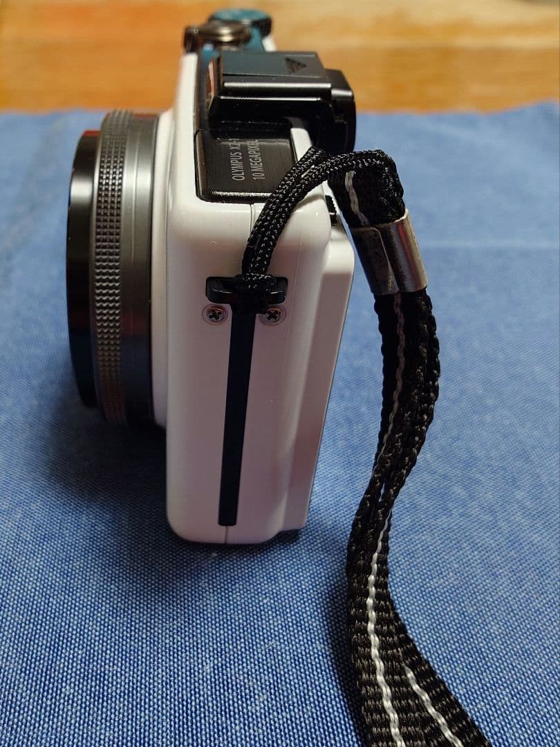OLYMPUS xz-1 純正充電器付き
