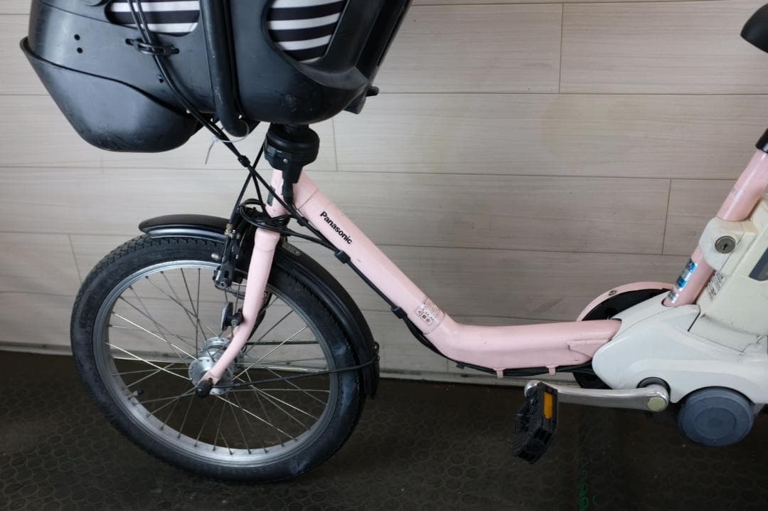 パナソニック ギュット　20インチ　3段　6.6Ah（5点灯）充電器あり