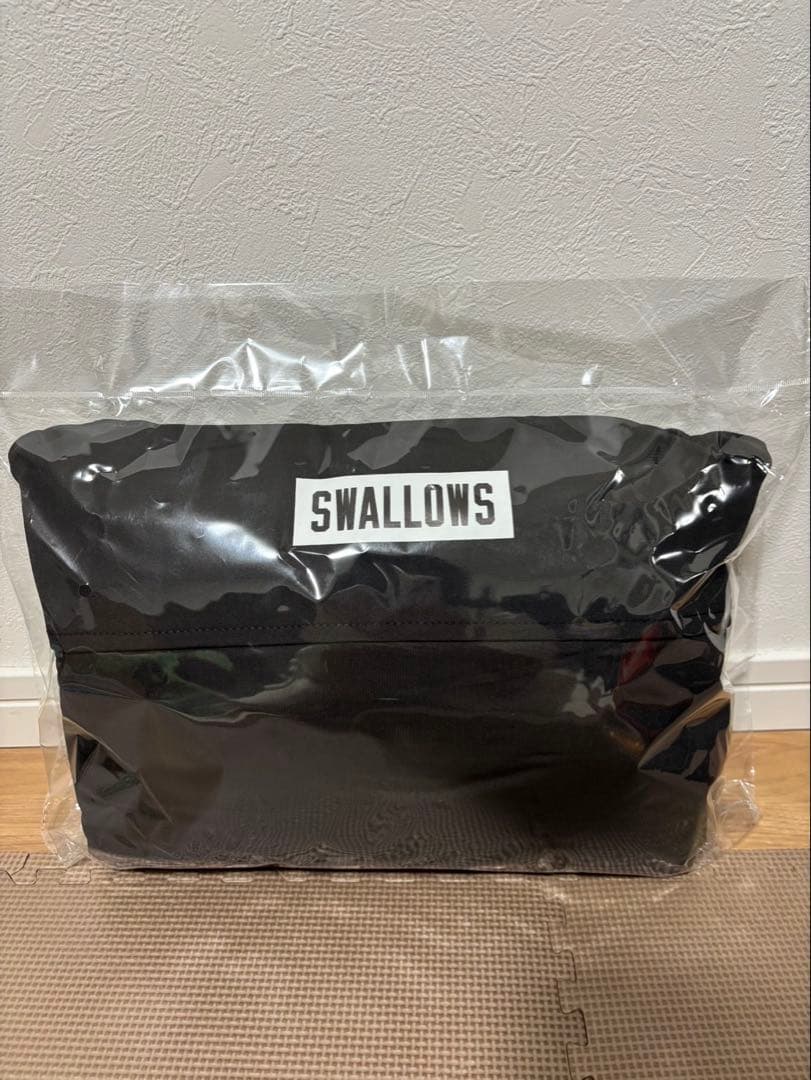 ヤクルトスワローズ　SUGUBO 防災クッション