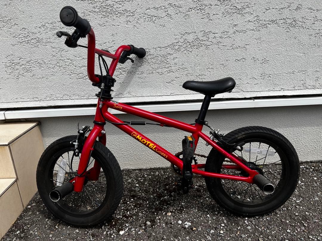 MOTEL WORKS JUICY14インチ　キッズ　Kids BMX 自転車
