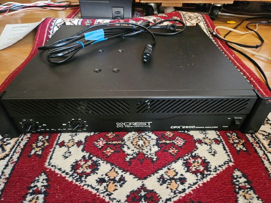 Crest CPX2600 パワーアンプ