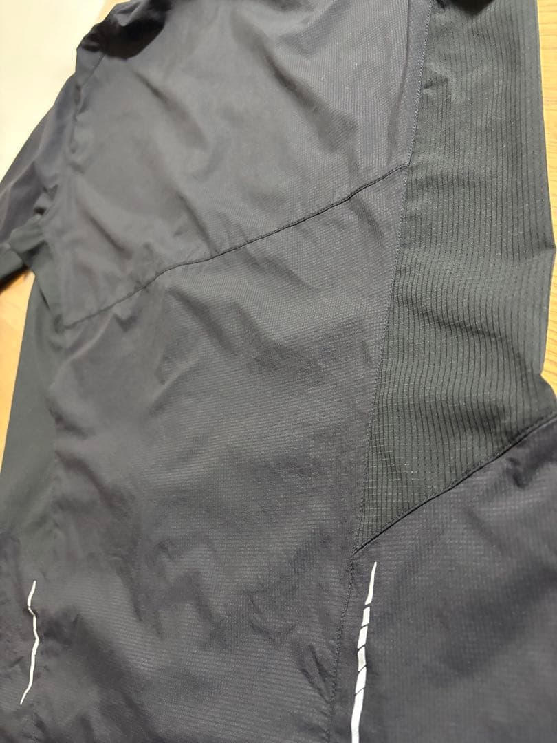 【美品】アークテリクス インセンドフーディ XS ブラック