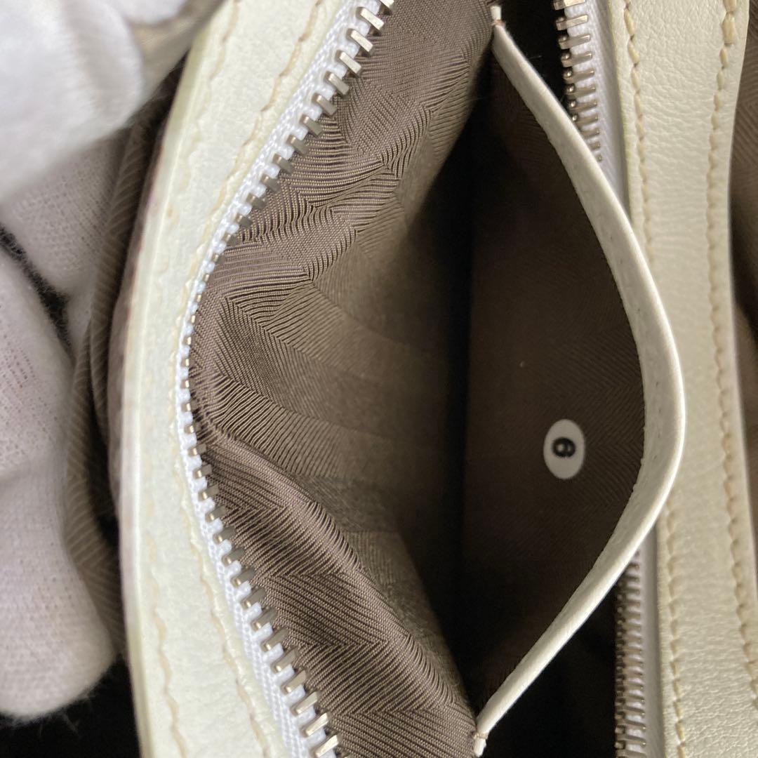 未使用に近い　マルベリー　トートバッグ　グレインレザー　ターンロック　ホワイト