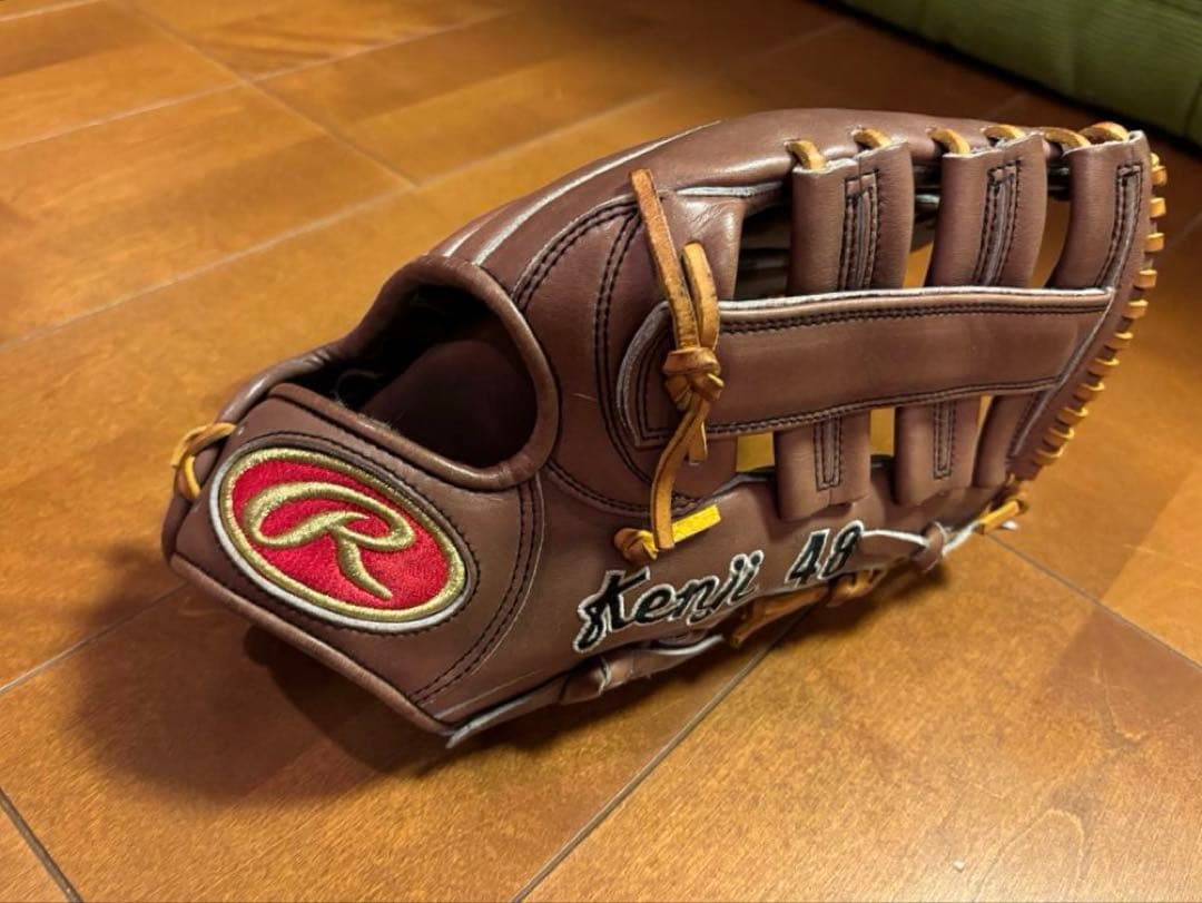 ローリングス硬式外野手用グローブ【右投げ】