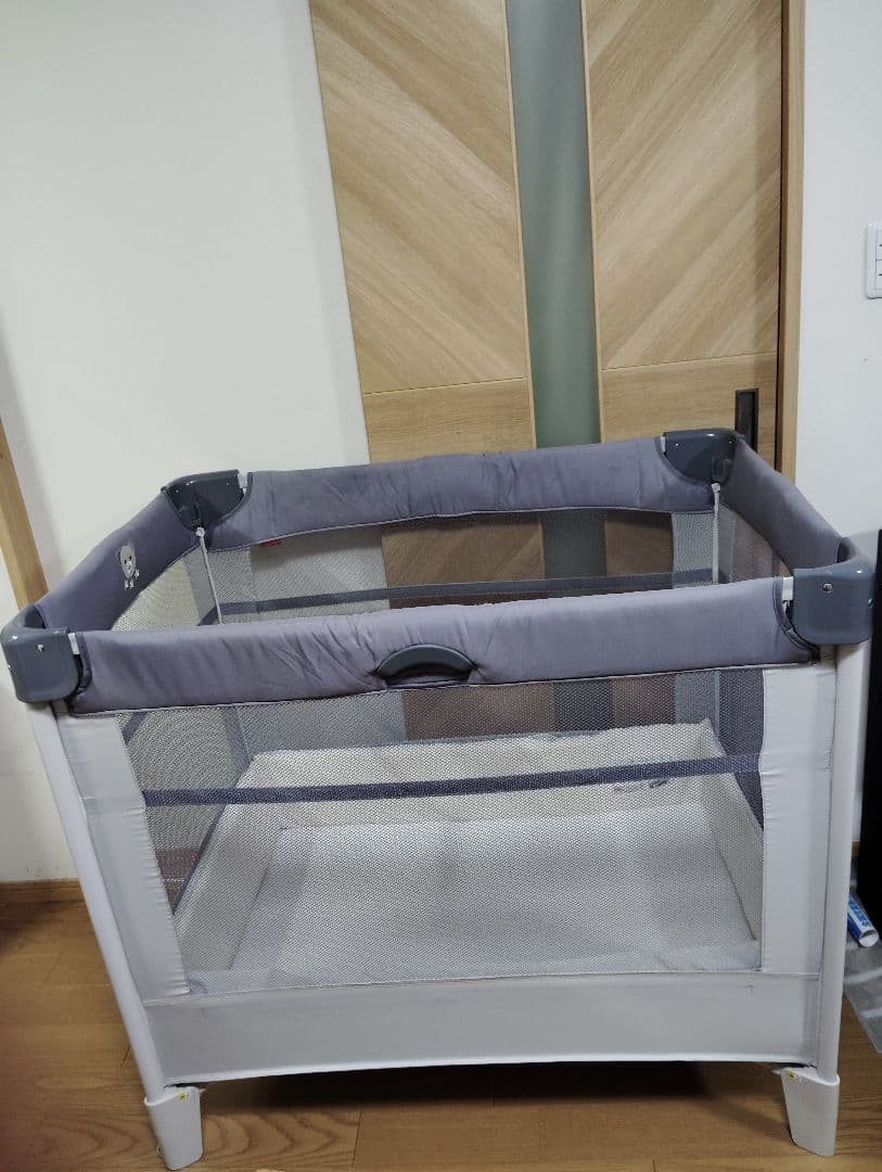 【極美品】Aprica ココネルエアーAB グレーベアー たためるベビーベッド
