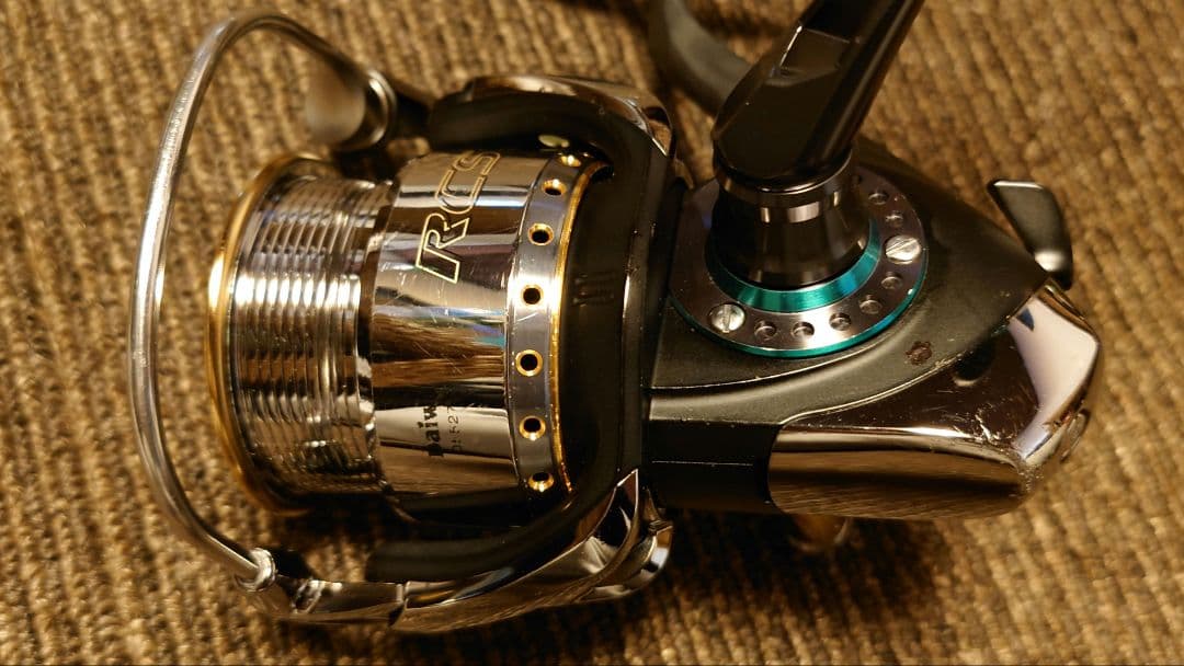 超希少廃盤ダイワ 09エメラルダス コロッサル 2508RH AIR 15 EX