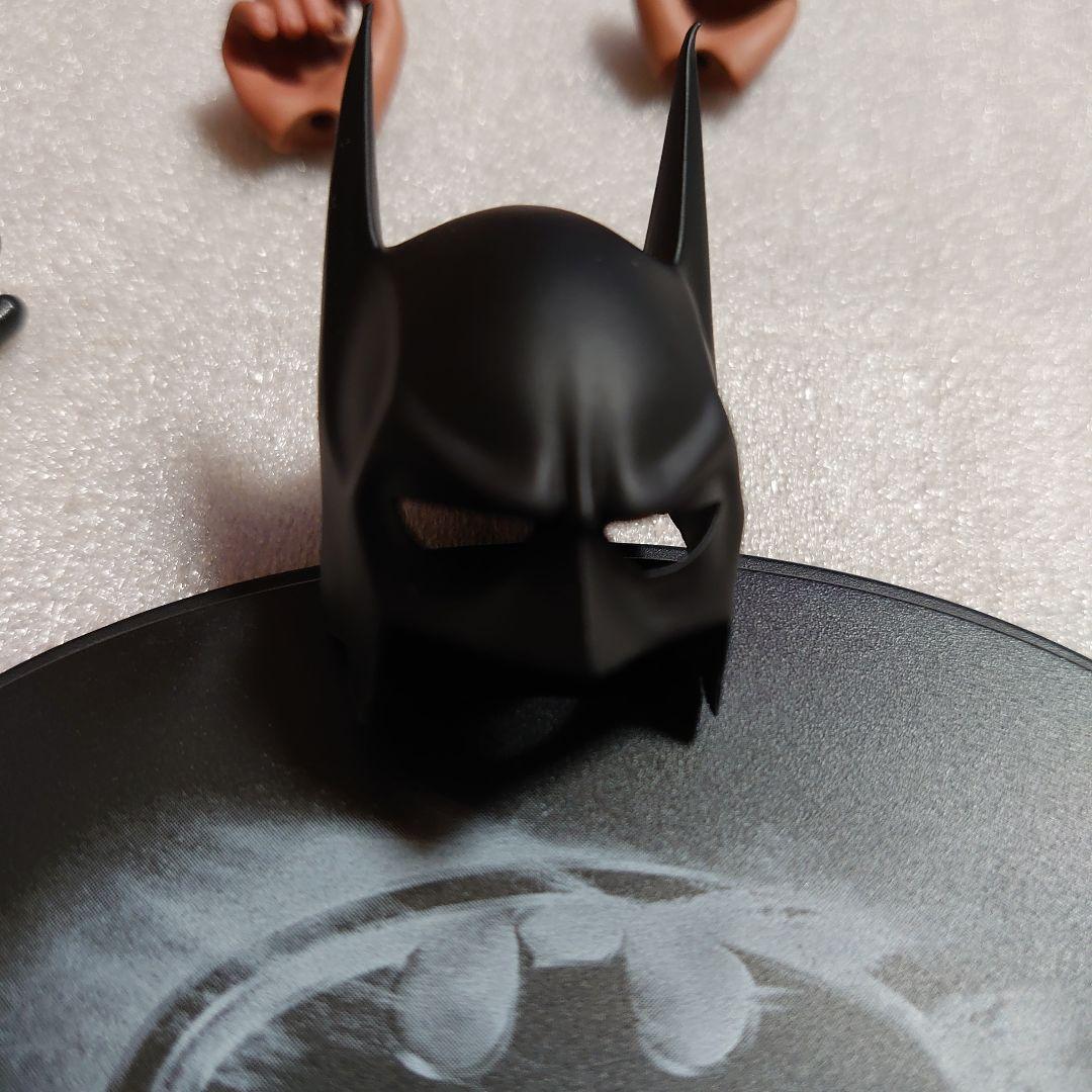 最終値下げ ホットトイズ ブルース・ウェイン 1/6 フィギュア