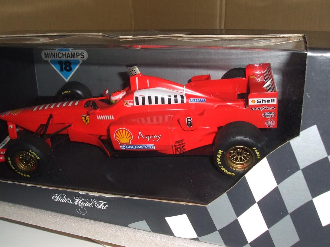 フェラーリ　F１　アーバイン　＃６　（ラウンチ？）　ミニチャンプス　１／１８