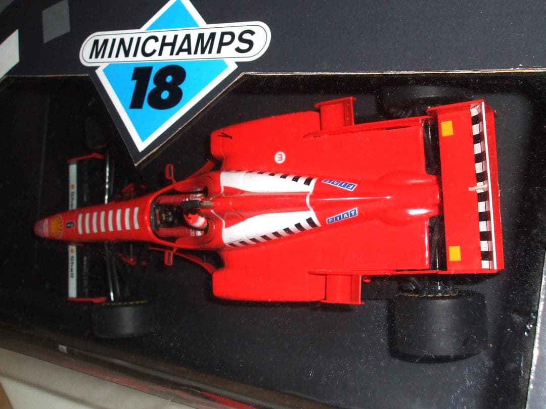 フェラーリ　F１　アーバイン　＃６　（ラウンチ？）　ミニチャンプス　１／１８