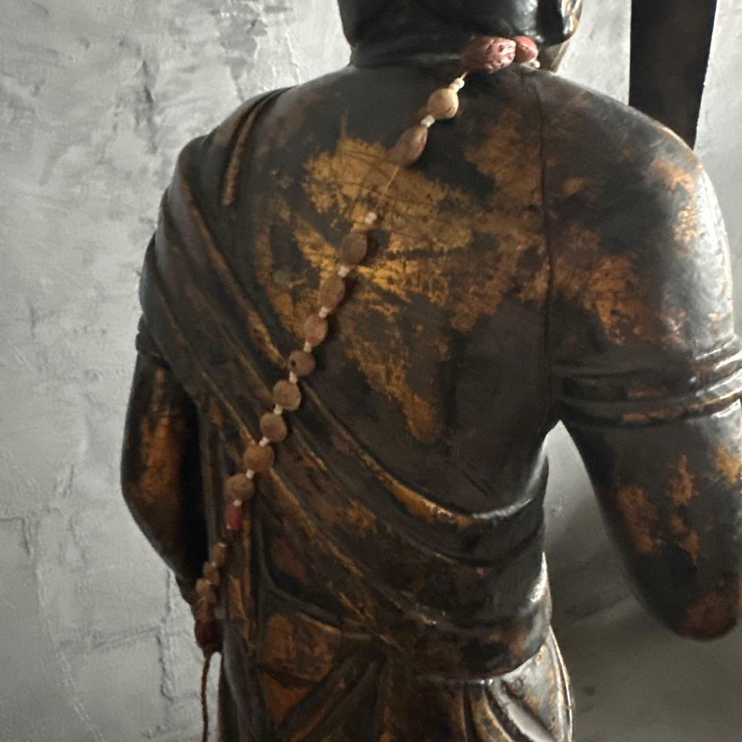 ヴィンテージ　迫力の木製彫刻 剣を持つ像